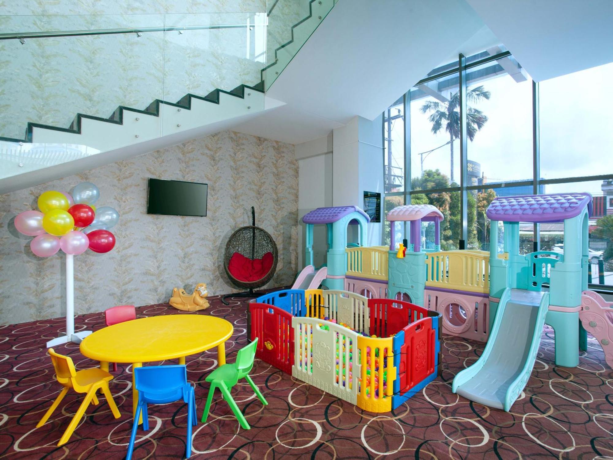 Platinum Hotel & Convention Hall Balikpapan Exteriér fotografie