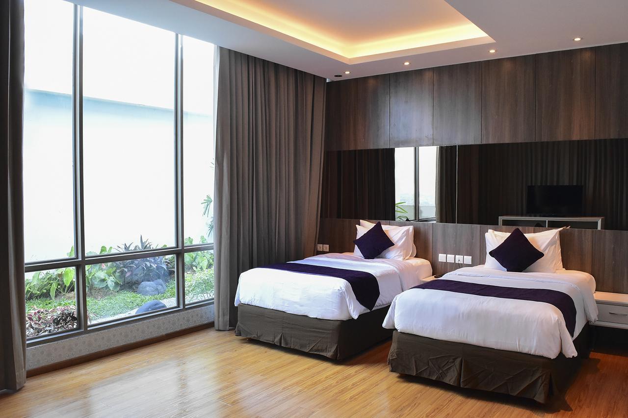 Platinum Hotel & Convention Hall Balikpapan Exteriér fotografie
