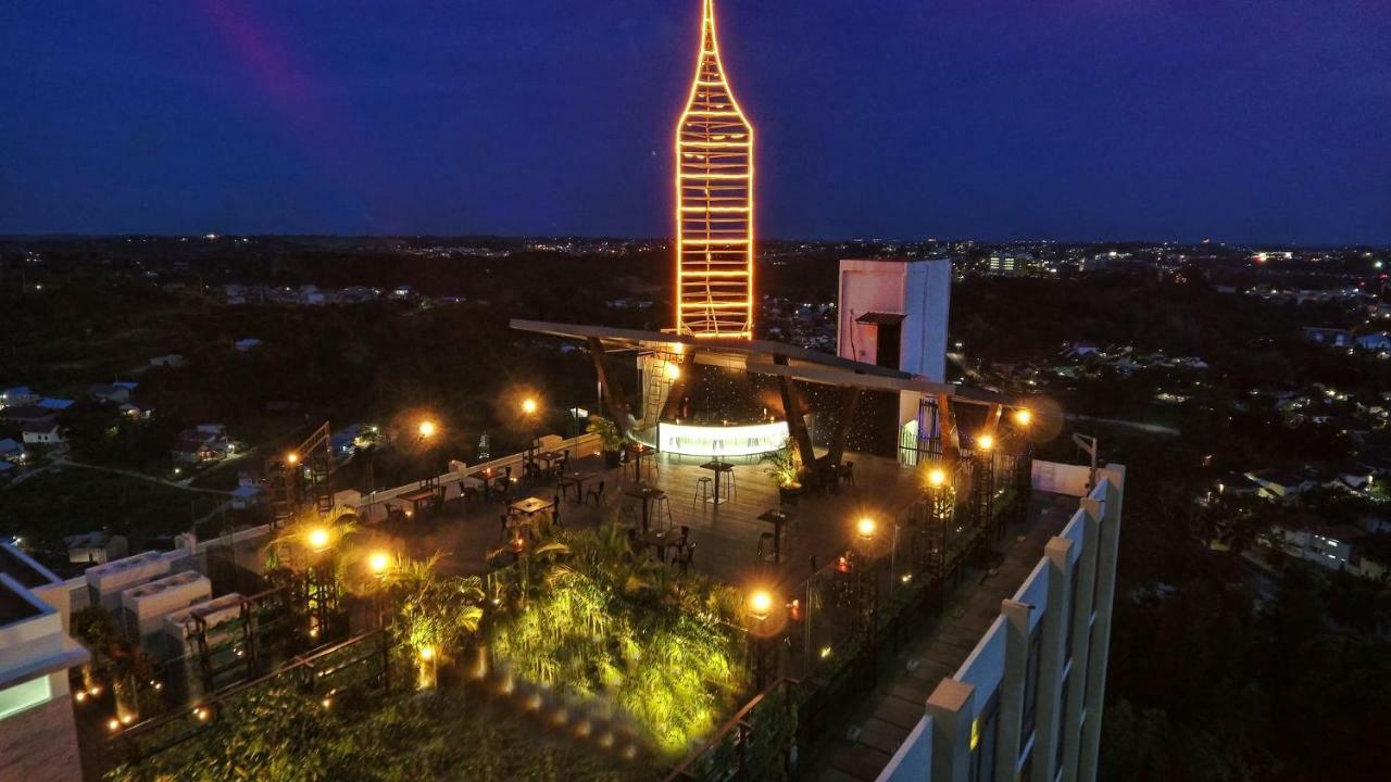 Platinum Hotel & Convention Hall Balikpapan Exteriér fotografie